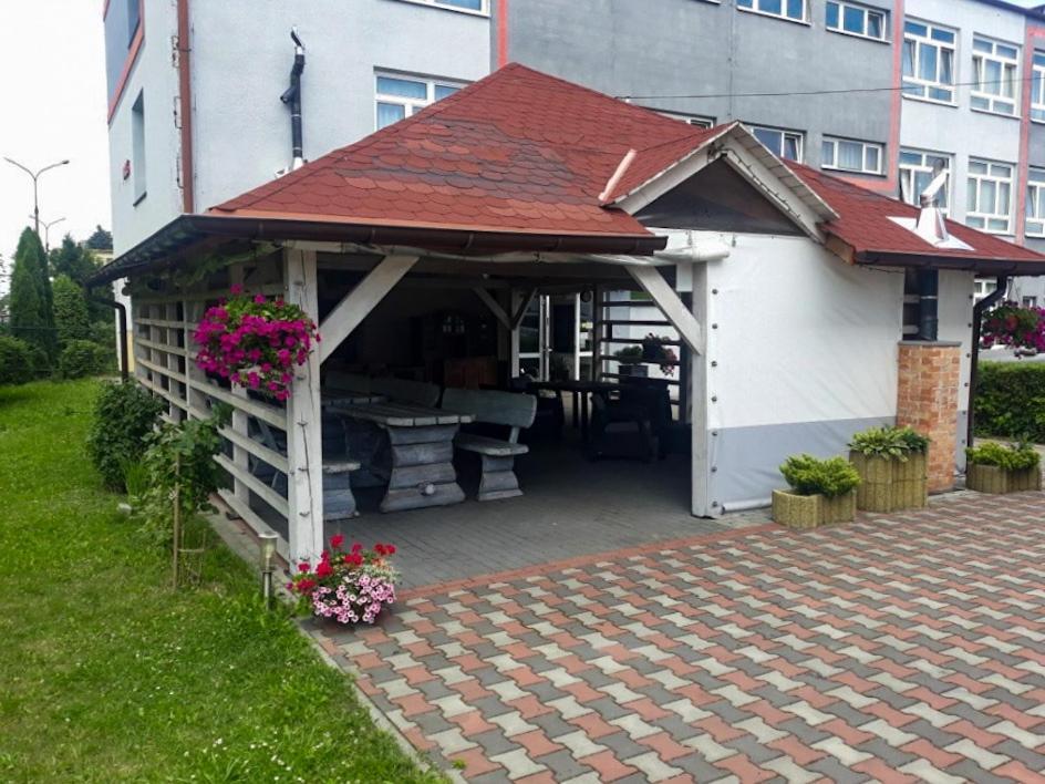 Zajazd Polonez Dębica Buitenkant foto